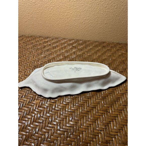 Majolica Leaf-Shaped Dish By Royal Winton - Picture 4 of 6